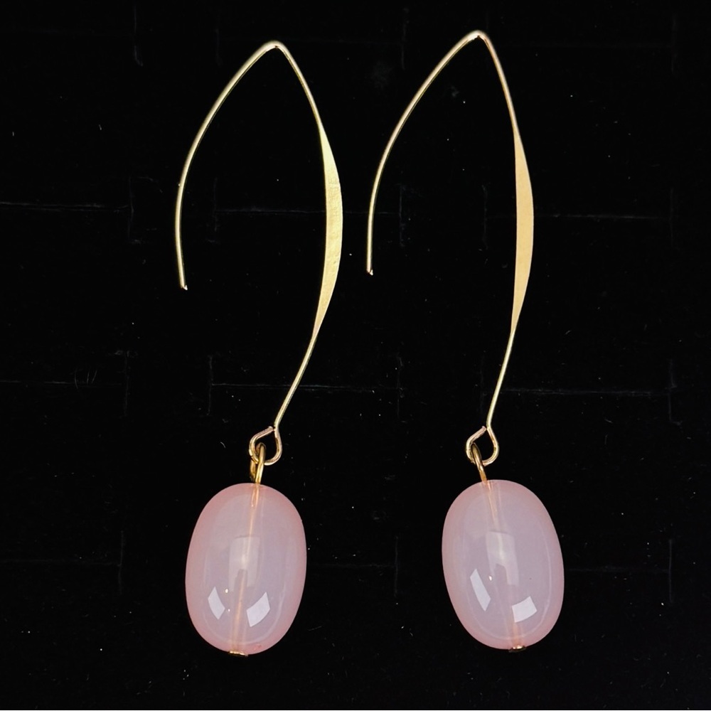 Gorgeous, goldtone, light pink accent drop long costume pierced earrings